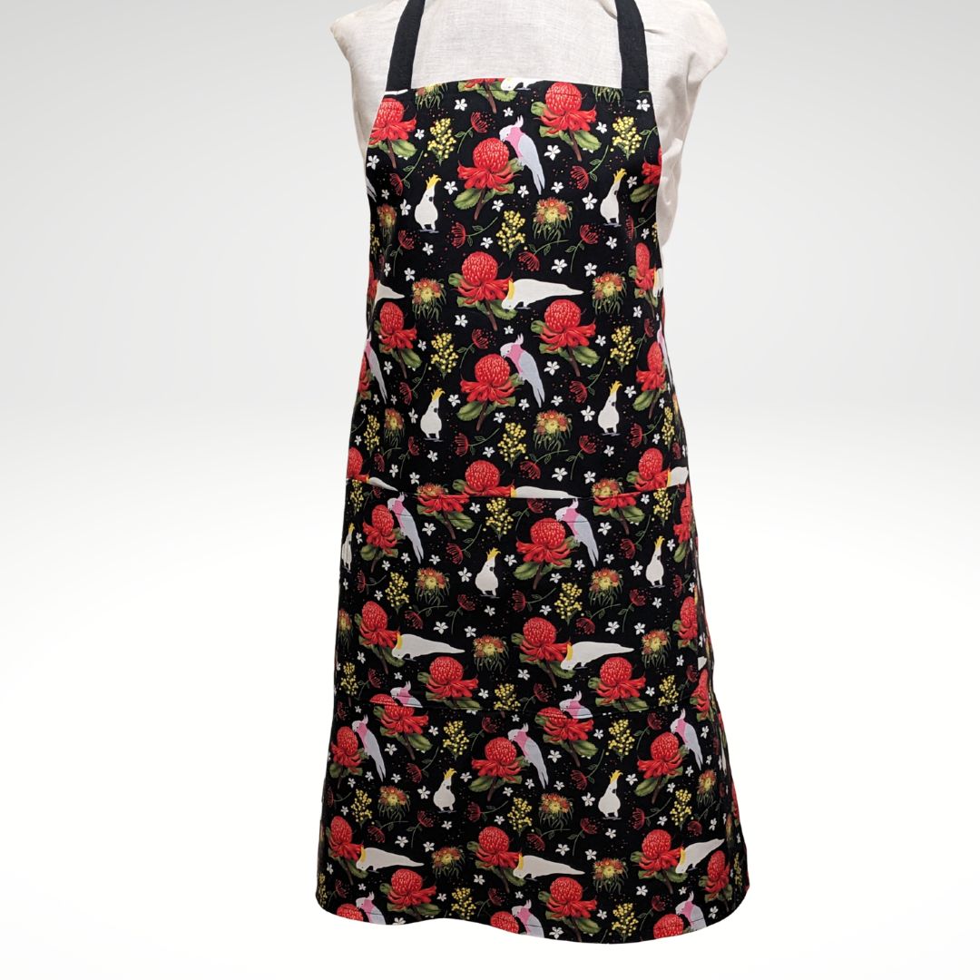 'Polly wants a cracker' apron