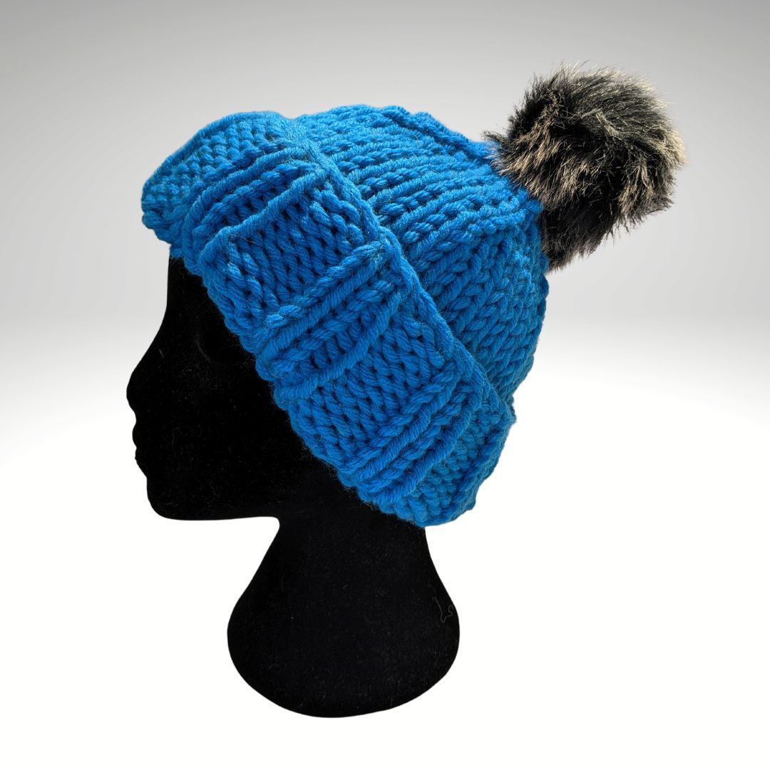 Tweens' beanies with pom pom trim