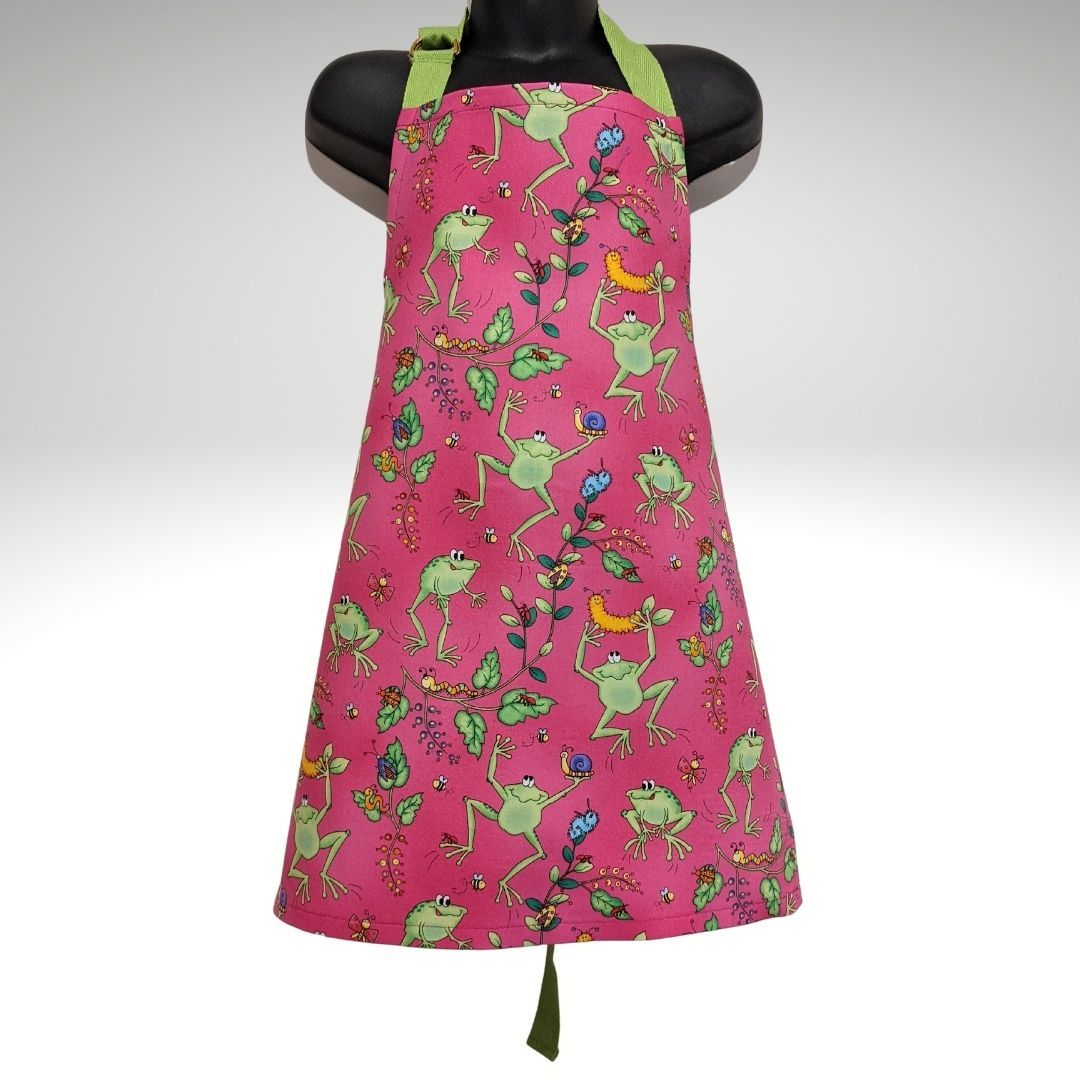 Frogs and grubs child's apron